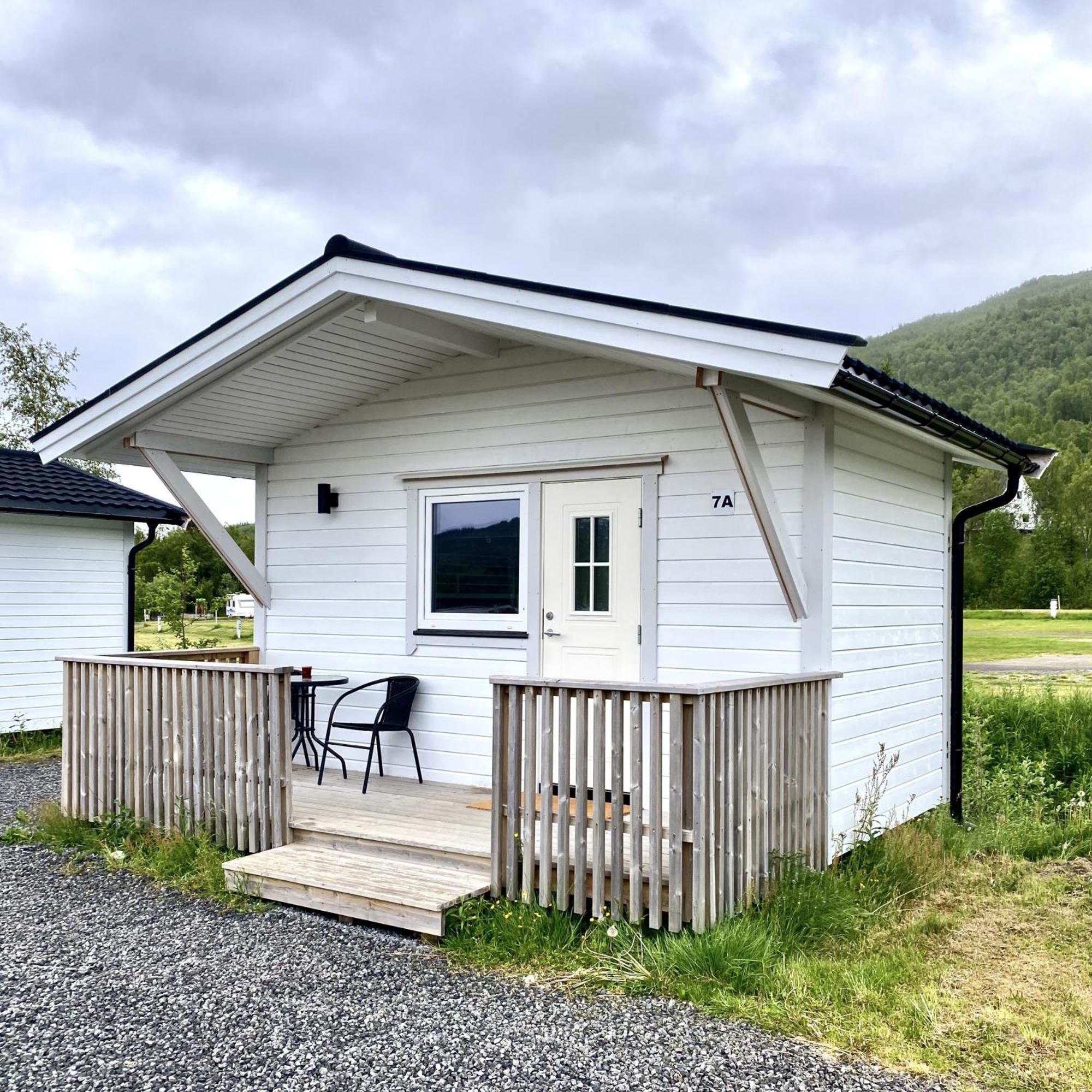 Ballangen Camping Hotel Narvik Eksteriør billede